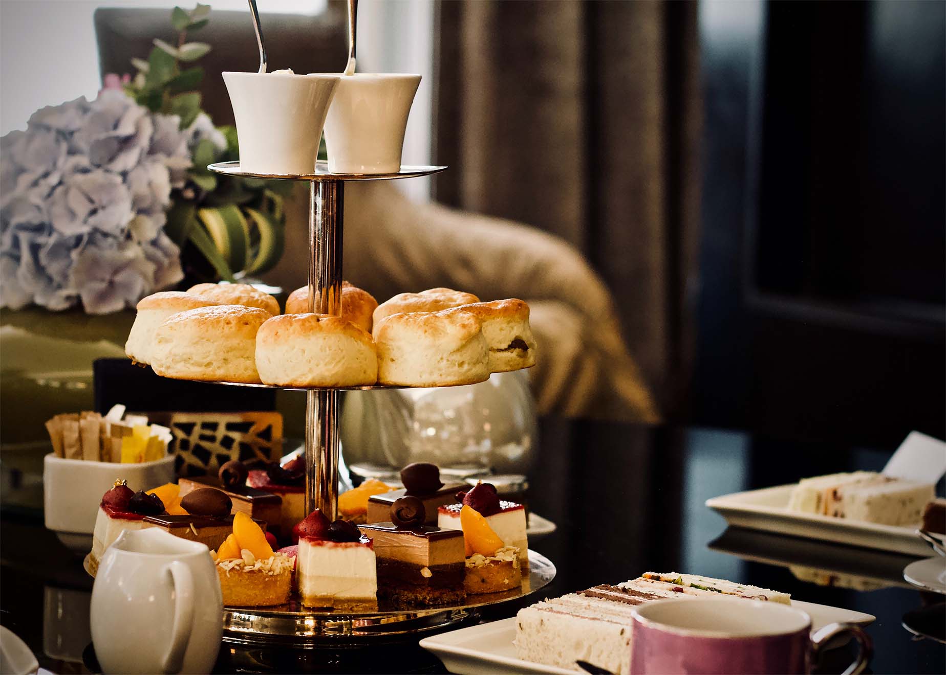 cake-stand