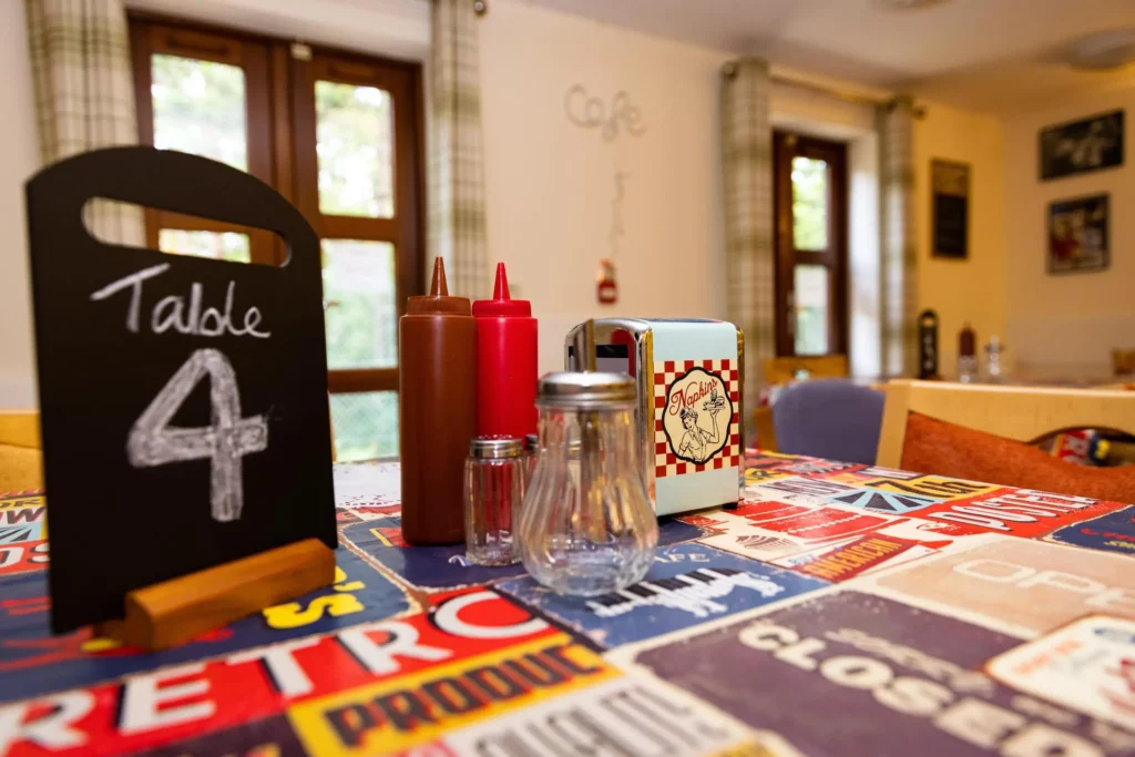 Heathlands-dining-room-cafe